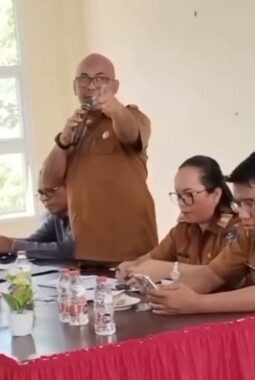 Plh Kadis Sosial Sibolga Diduga Usir Wartawan Saat Liputan Bantuan, Menuai Kecaman